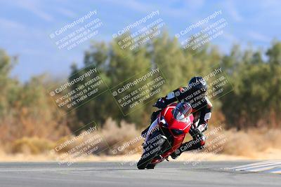 media/Jan-08-2022-SoCal Trackdays (Sat) [[1ec2777125]]/Turn 7 (1035am)/